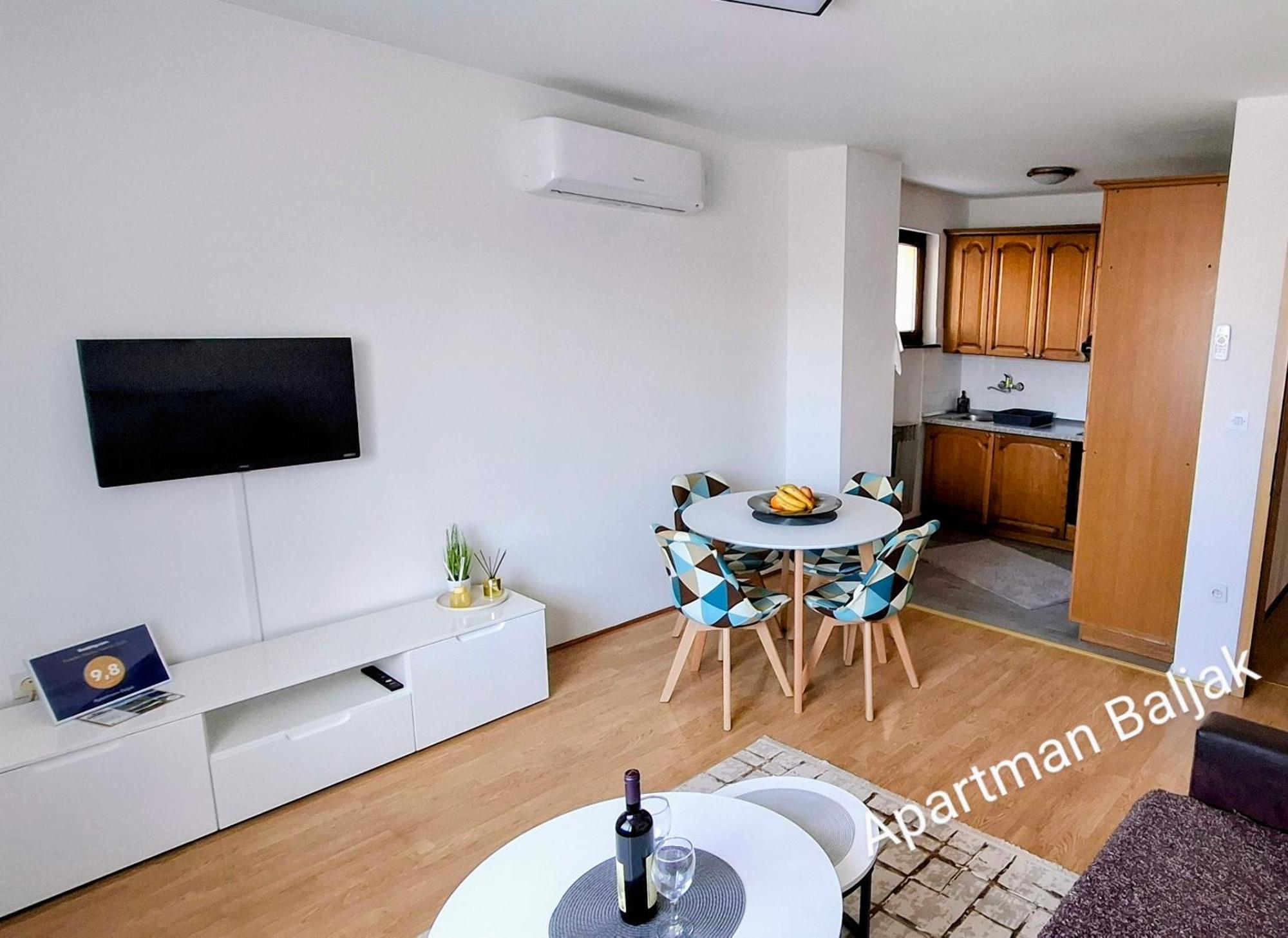 Apartman Baljak 利夫诺 外观 照片