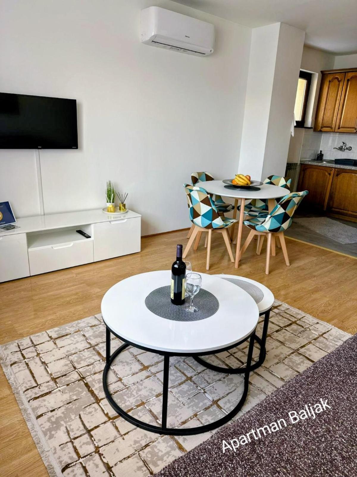 Apartman Baljak 利夫诺 外观 照片